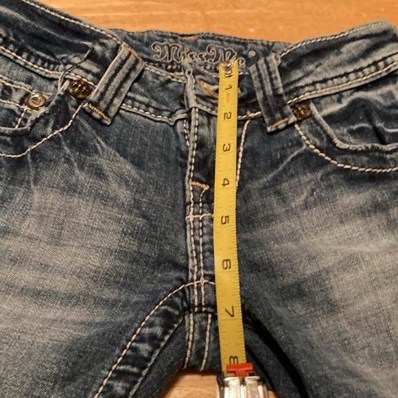 Miss Me Cropped Jeans - Picture 6 of 6